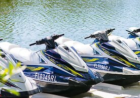 Parrot Key Hotel & Villas