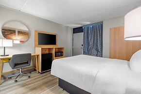Days Inn by Wyndham Statesboro