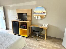 Days Inn by Wyndham Statesboro