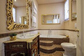 Condotti Boutique Hotel