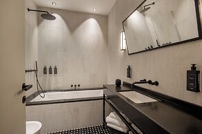 Condotti Boutique Hotel