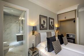 Condotti Boutique Hotel