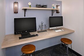 Hotel Indigo Boston Garden by IHG