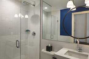 Hotel Indigo Boston Garden by IHG