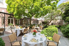 Stanhope Hotel Brussels by Thon Hotels