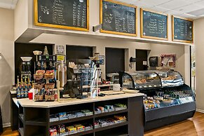 The Royal Sonesta Harbor Court Baltimore