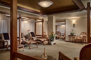 Catamaran Resort and Spa