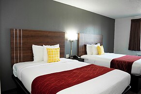 Victorian Inn & Suites