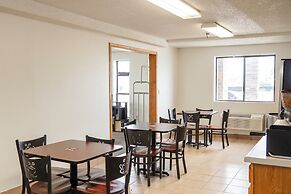 Victorian Inn & Suites