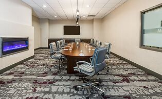 Crowne Plaza Milwaukee South by IHG