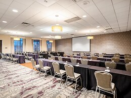 Crowne Plaza Milwaukee South by IHG