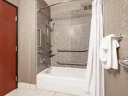Crowne Plaza Milwaukee South by IHG