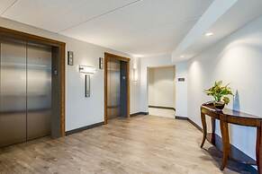 Crowne Plaza Milwaukee South by IHG