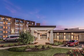 Crowne Plaza Milwaukee South by IHG