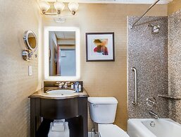 Crowne Plaza Milwaukee South by IHG
