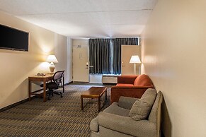 Quality Inn & Suites Easley - Greenville