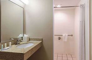 Comfort Inn Randolph - Boston