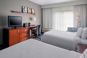 Courtyard by Marriott Newark Liberty International Airport