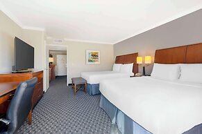 Best Western Plus Marina Shores Hotel