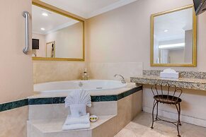 Best Western Plus Marina Shores Hotel