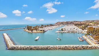 Best Western Plus Marina Shores Hotel