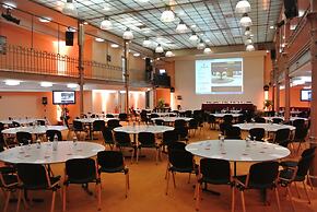 Bedford Hotel & Congress Centre