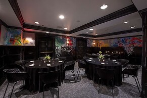 The Eliot Hotel