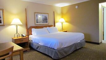 Magnuson Grand Pioneer Inn and Suites