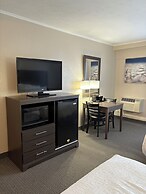 Magnuson Grand Pioneer Inn and Suites