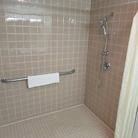 Magnuson Grand Pioneer Inn and Suites
