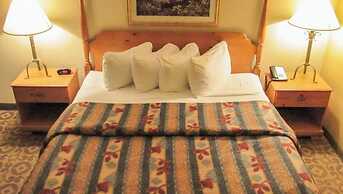 Magnuson Grand Pioneer Inn and Suites