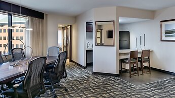 Embassy Suites by Hilton Dallas Love Field