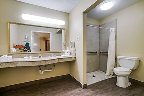 Quality Inn & Suites Dallas - Cityplace