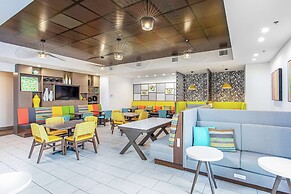 Hampton Inn Pensacola Beach