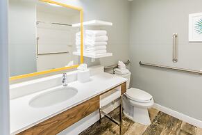 Hampton Inn Pensacola Beach