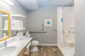 Hampton Inn Pensacola Beach