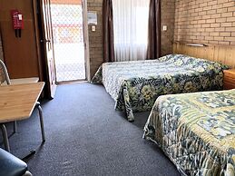 The Phoenix Artesian Spa Resort and Accommodation