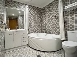 The Phoenix Artesian Spa Resort and Accommodation