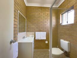 The Phoenix Artesian Spa Resort and Accommodation