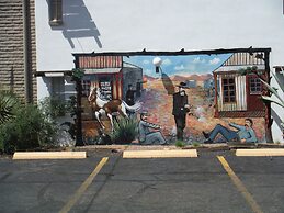 Landmark Lookout Lodge