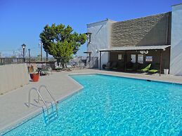 Landmark Lookout Lodge