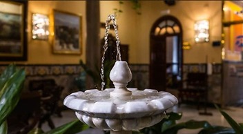 Hotel Reina Cristina