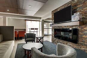 Holiday Inn Express & Suites Wapakoneta by IHG