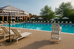 Solomons Inn Resort & Marina