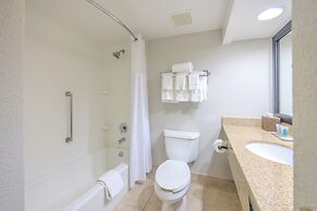 Solomons Inn Resort & Marina