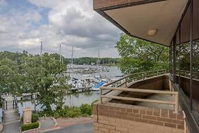 Solomons Inn Resort & Marina