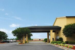 Quality Inn Mullins - Marion