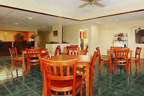 Quality Inn Mullins - Marion