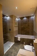 Crabwall Manor & Spa, BW Signature Collection