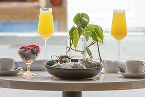 Hotel de la Poste – French Quarter, A Renaissance Hotel